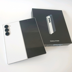 [S급] 갤럭시 Z 폴드6 256GB 자급제 판매합니다!