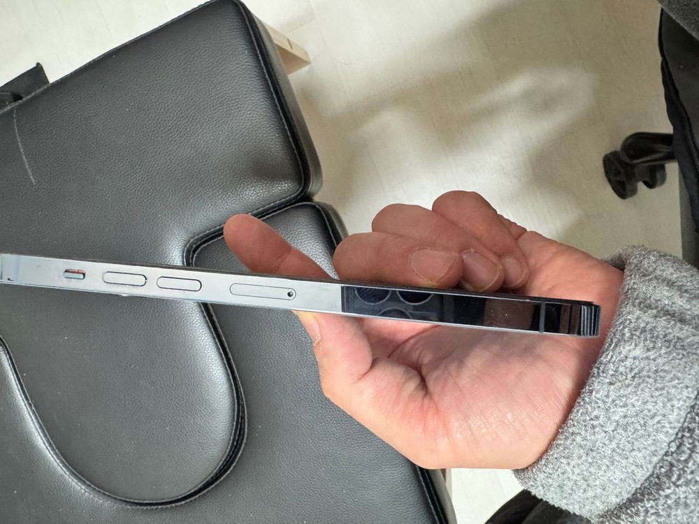 아이폰13프로맥스 시에라블루 이미지