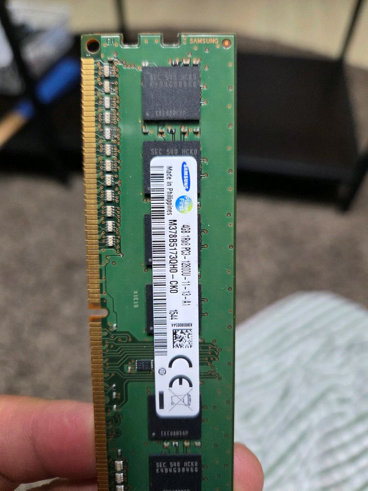 삼성 데스크톱용 DDR3 4GB PC3-12800U--1