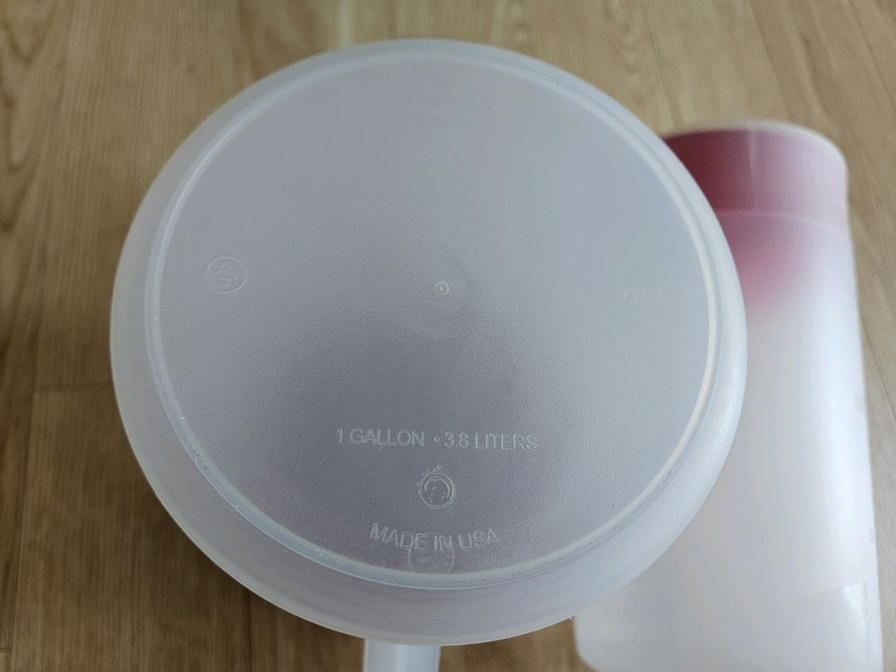 러버메이드(Rubbermaid) 물통 팔아요~--4