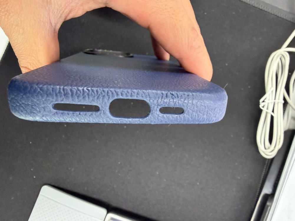 아이폰15프로맥스 케이스티파이 가죽케이스 팝니다--3