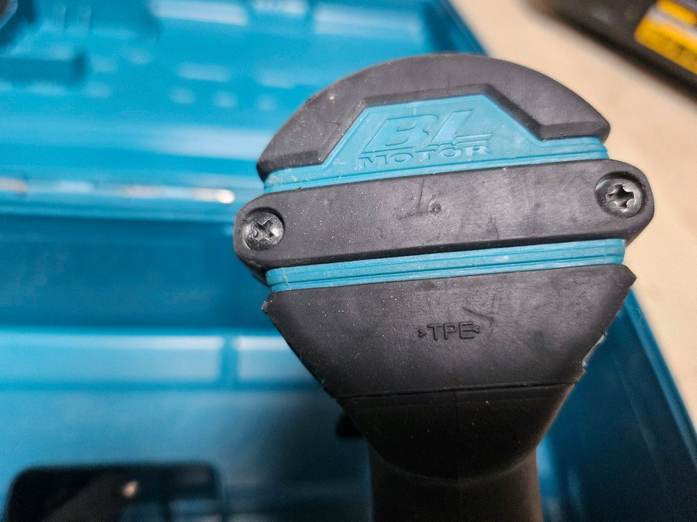 마끼다 DTD148 18V 브러쉬리스 충전 임팩트 드라이버 세트--1