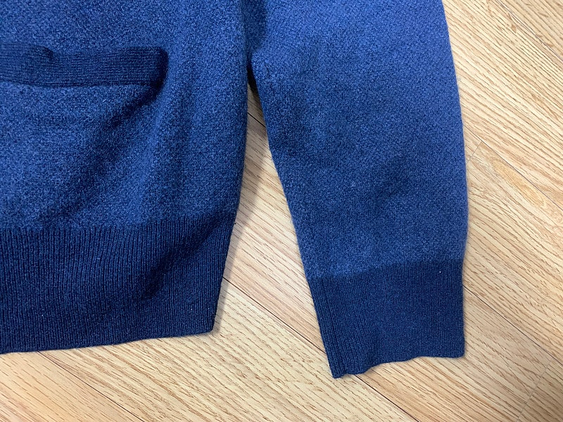 폴로 L 울 가디건 매장판 이미지