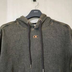 오아이오아이컬렉션 빈티지워싱 후드티