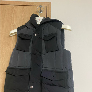 버버리키즈 패딩조끼8Y(새상품급)