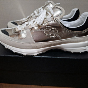 샤넬 스니커즈 이미지