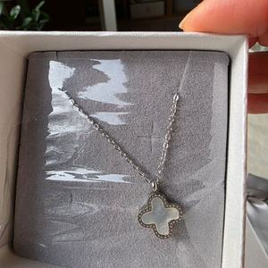 실버체인 펜던트 목걸이