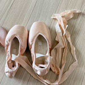 발레 토슈즈 이미지