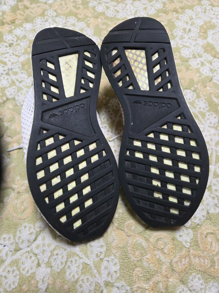 아디다스 메쉬 운동화 화이트265 이미지