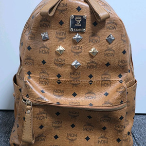 mcm 백팩 이미지