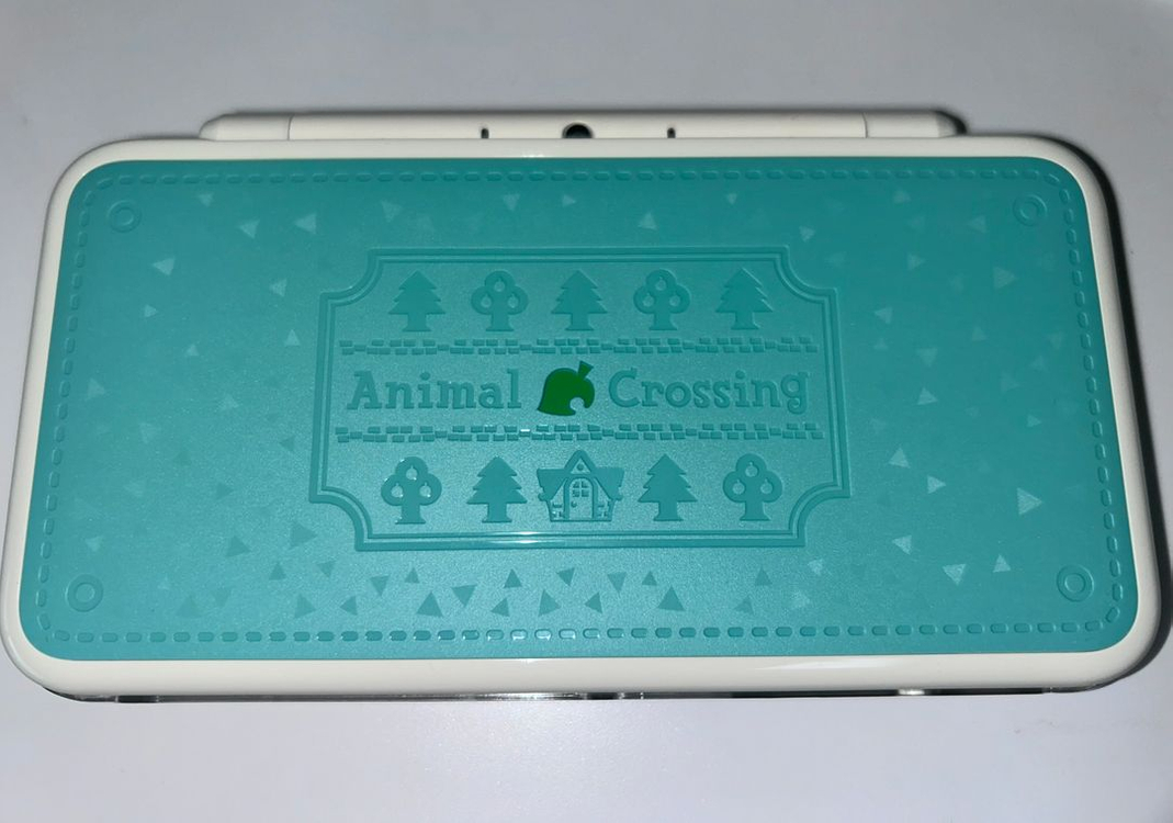뉴닌텐도 동물의 숲 에디션 2ds 풀박 + 친모아(친구모아아파트) 알칩 판매 이미지