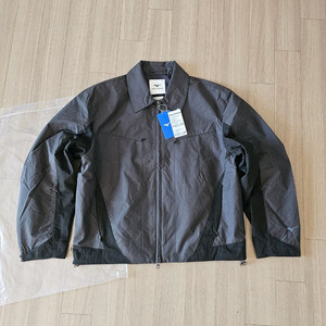 M 새제품) 미즈노 X 인사일런스 우븐 자켓 바람막이 차콜 95~100