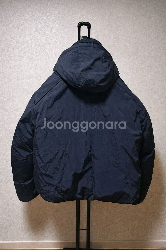 23fw 준지 189 숏 패딩 구스다운 점퍼 46사이즈(국내 100~105)--4