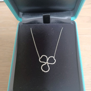 라지)티파니 오픈 페이퍼 플라워 플래티늄 김태리 다이아 목걸이