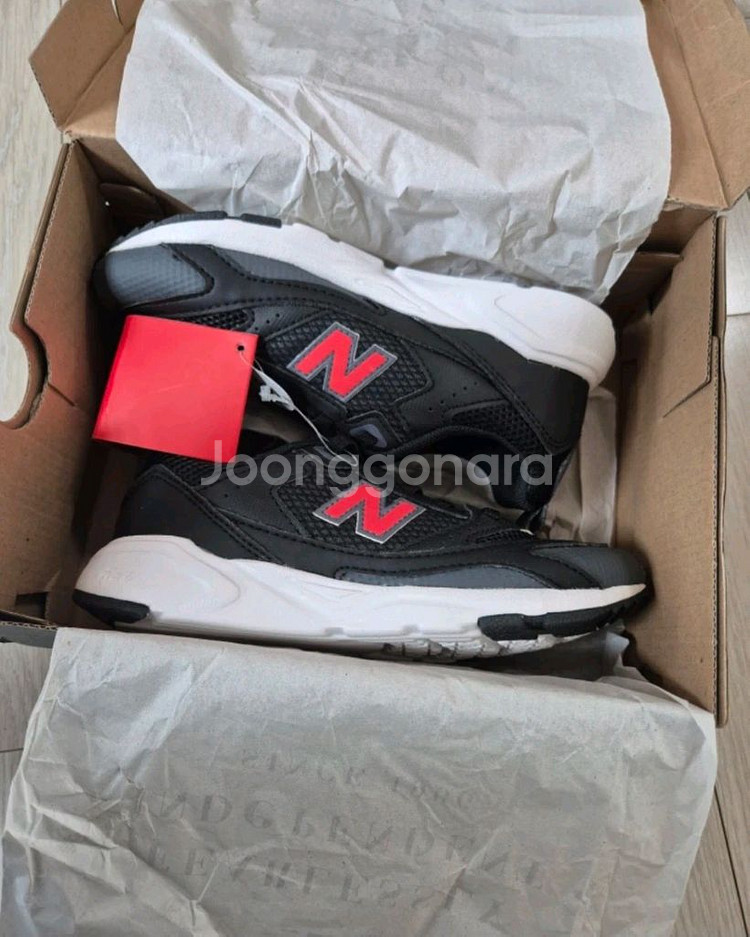 쿨거래시 6만2천택포! 미착용이고 택있는 새제품 뉴발란스 키즈 와이드 편한운동화 사이즈 190 (남아여아공용)--1