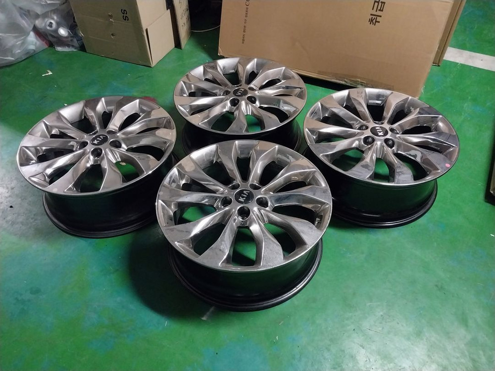 19인치 올뉴쏘렌토 더뉴쏘렌토 올뉴카니발 더뉴카니발 크롬 순정휠 4개 이미지