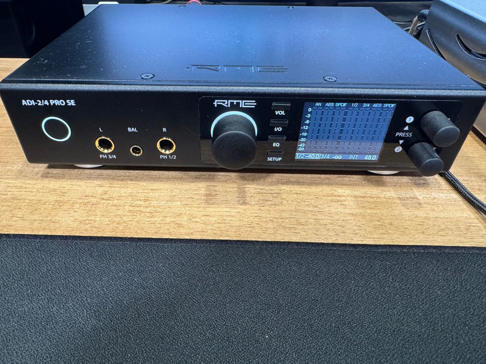 RME ADI-2/4 Pro SE 판매합니다.--1