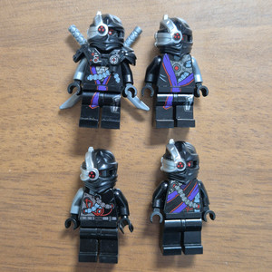 레고 닌자고 미니피규어 4개 일괄