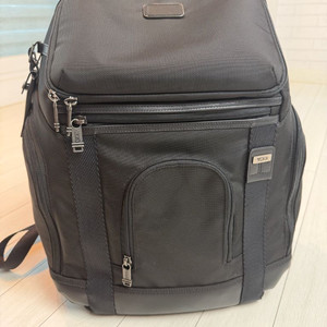 투미 백팩