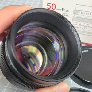 7아티산(7artisans) 50mm f0.95 (후지) 이미지