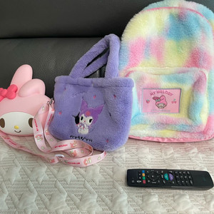 마이멜로디 쿠로미 가방 토트백 백팩 실리콘 크로스백