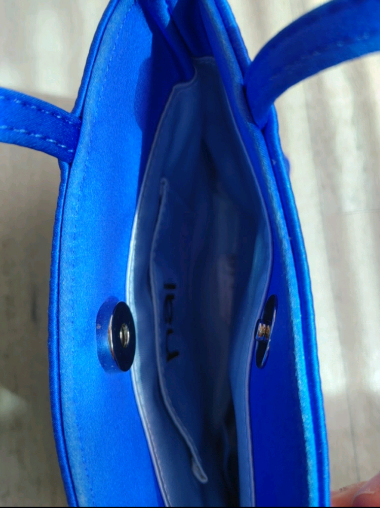 하이 실크백 HOME OF HAI 이미지