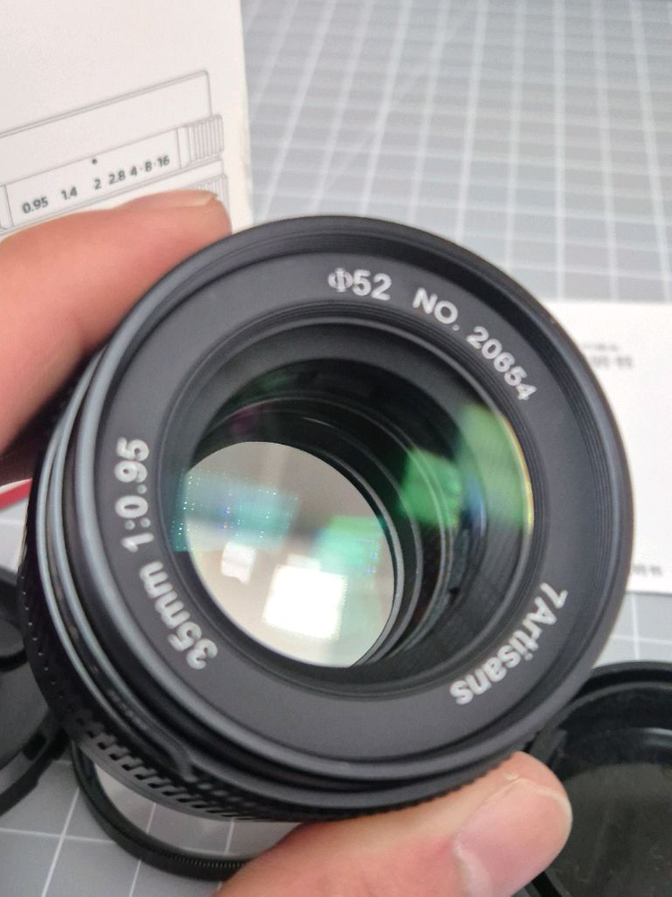 7아티산(7artisans) 35mm f0.95 (후지) 이미지