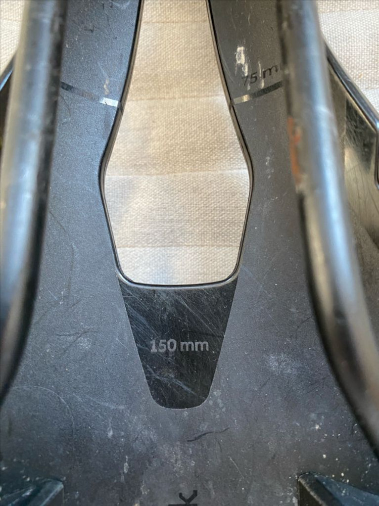 피직 벤토 R3 안장 150mm--2