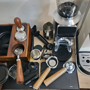 오르테 커피머신OCK-351A.전동 그라인더V2 외 일체의 도구