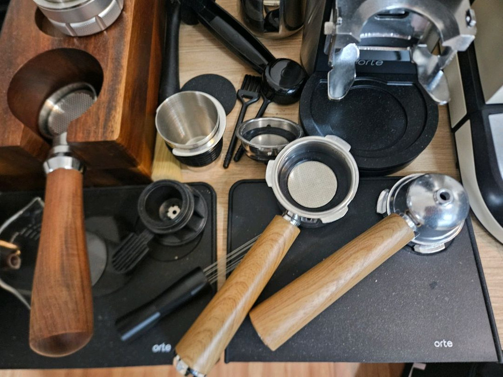 오르테 커피머신OCK-351A.전동 그라인더V2 외 일체의 도구--1