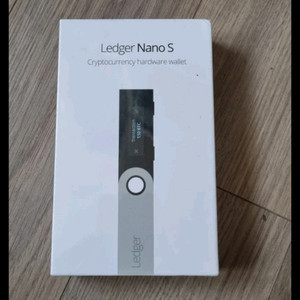 Ledger Nano S 암호화폐 하드웨어 지갑입니다 이미지