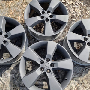 17인치 쉐보레 신형 크루즈 가솔린 아베오RS 트랙스 차량 휠 이미지