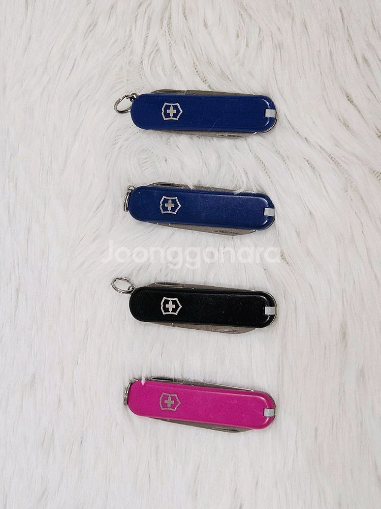 빅토리녹스 멀티툴 클래식 SD, 맥가이버 칼 판매--2