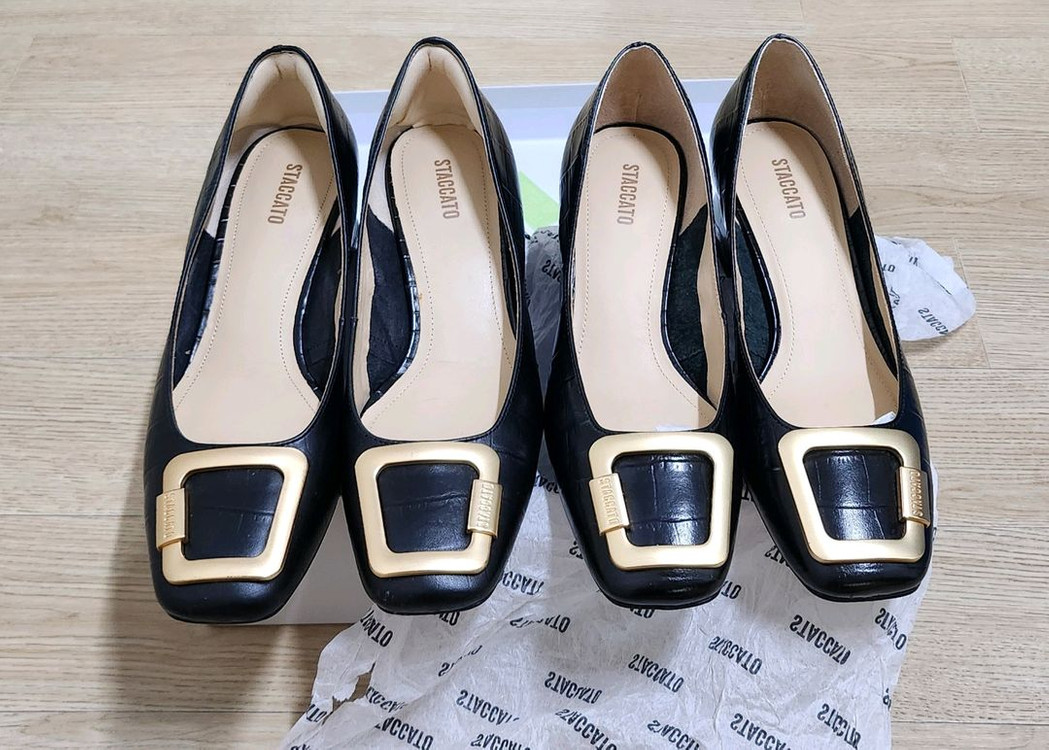 새상품급) 스타카토 STACCATO 금장 구두 펌프스--8