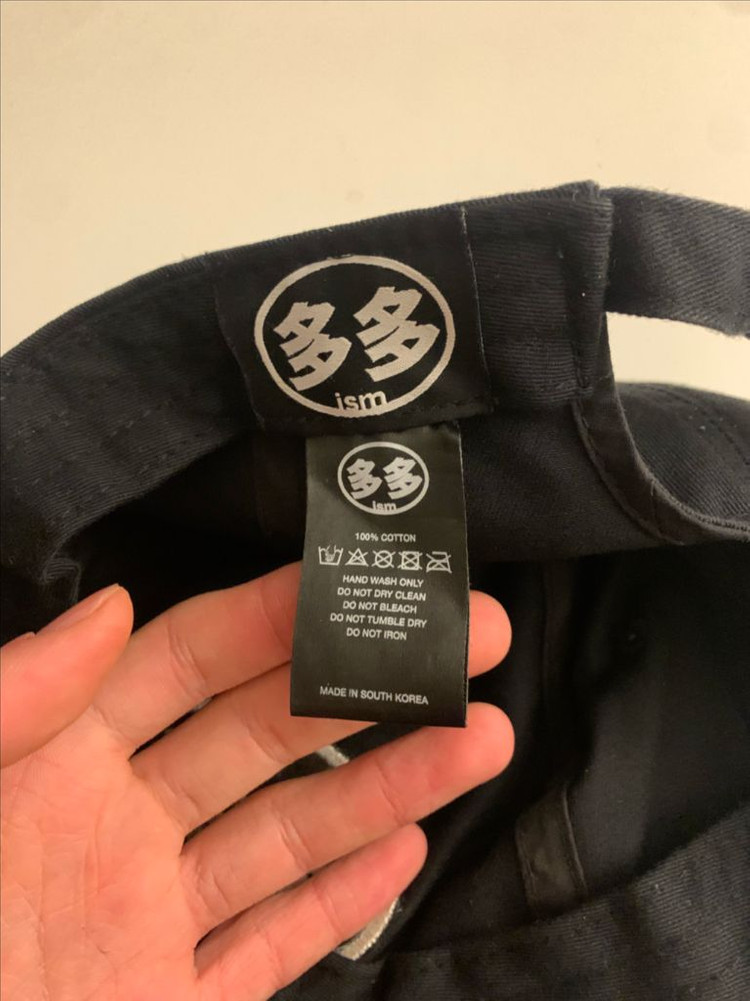 다다이즘 초판 모자 이미지