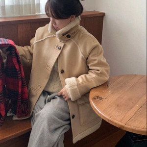 [미개봉 새상품] 키뮤어 (우먼) 무스탕 하프코트_베이지 이미지