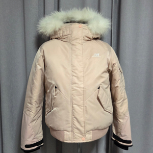 뉴발란스 사틴 패트롤 숏 덕다운 패딩 90(M) 상태양호