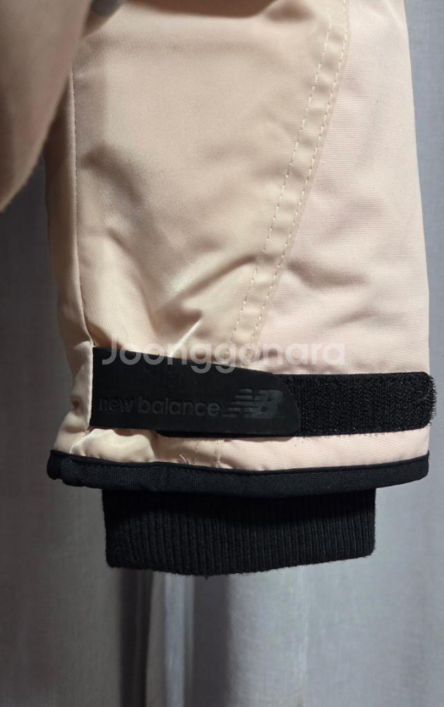 뉴발란스 사틴 패트롤 숏 덕다운 패딩 90(M) 상태양호--2