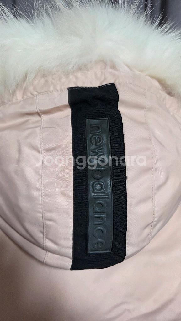 뉴발란스 사틴 패트롤 숏 덕다운 패딩 90(M) 상태양호--5