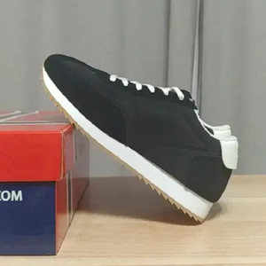 스코노 어드벤티지 스니커즈 230 새제품