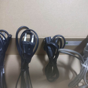 8자 전원 케이블