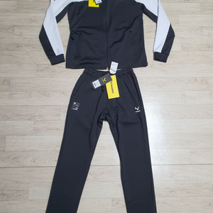 105 마제라 정품 봄가을 배드민턴 트레이닝복 새상품