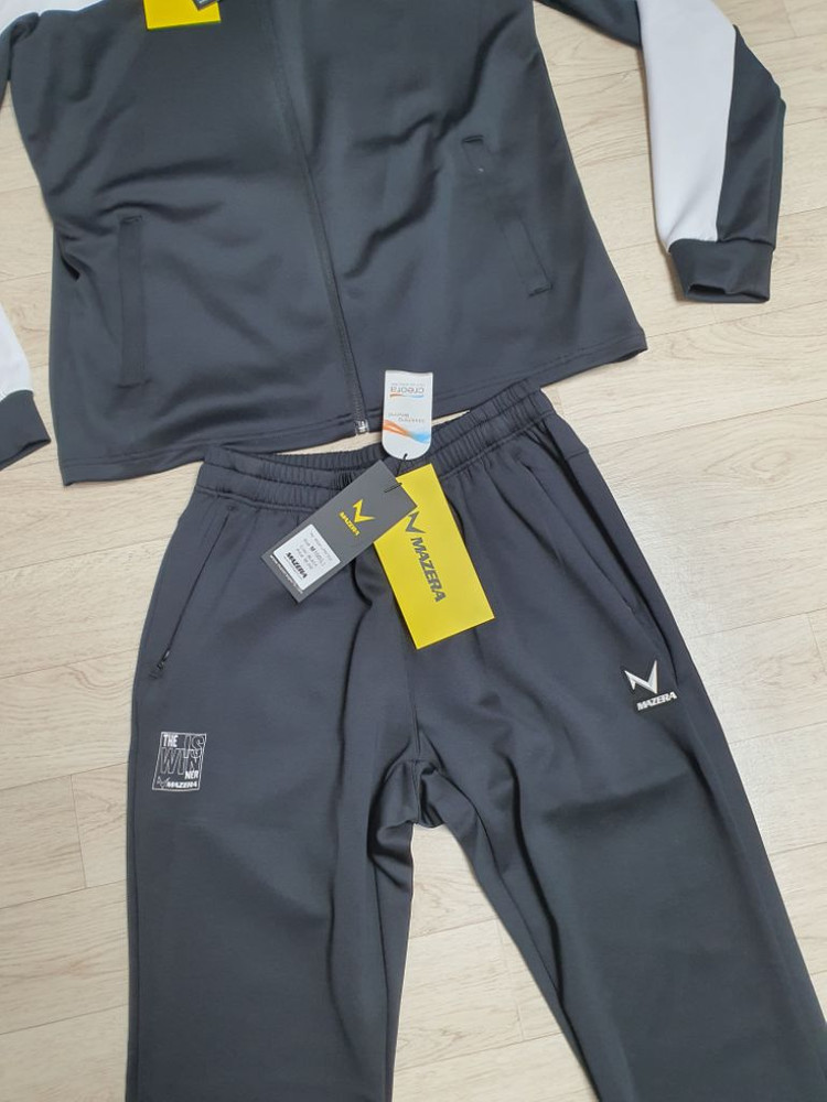 105 마제라 정품 봄가을 배드민턴 트레이닝복 새상품--2