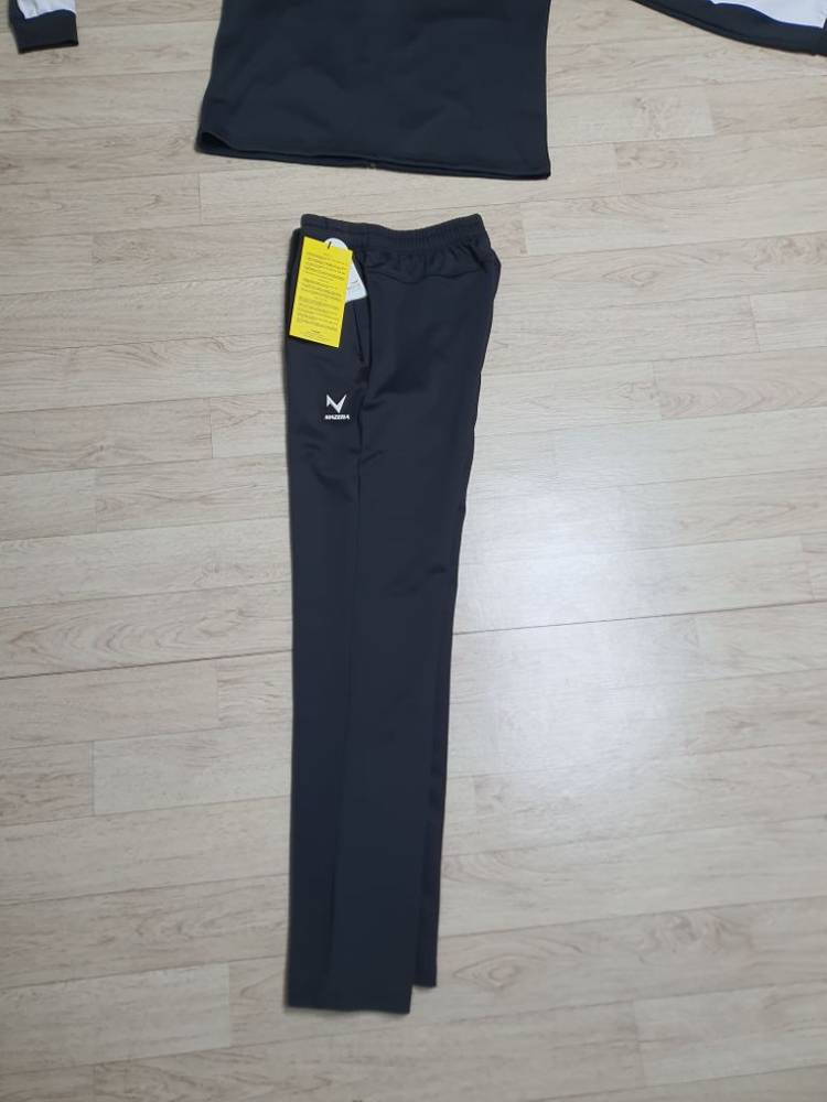 105 마제라 정품 봄가을 배드민턴 트레이닝복 새상품--7