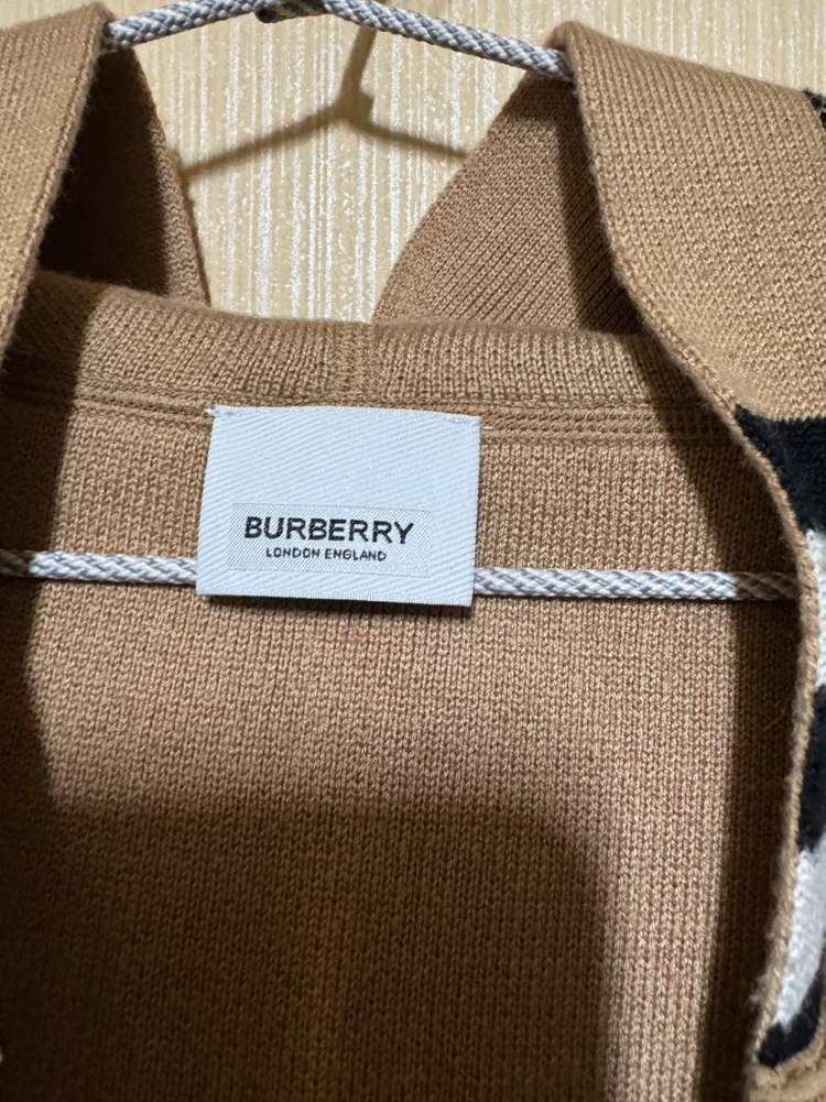 버버리 리버서블 후드짚업--12