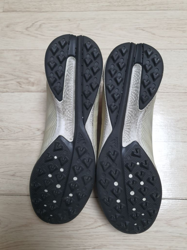 255 아디다스 정품 풋살화 축구화 255사이즈 완전좋--5