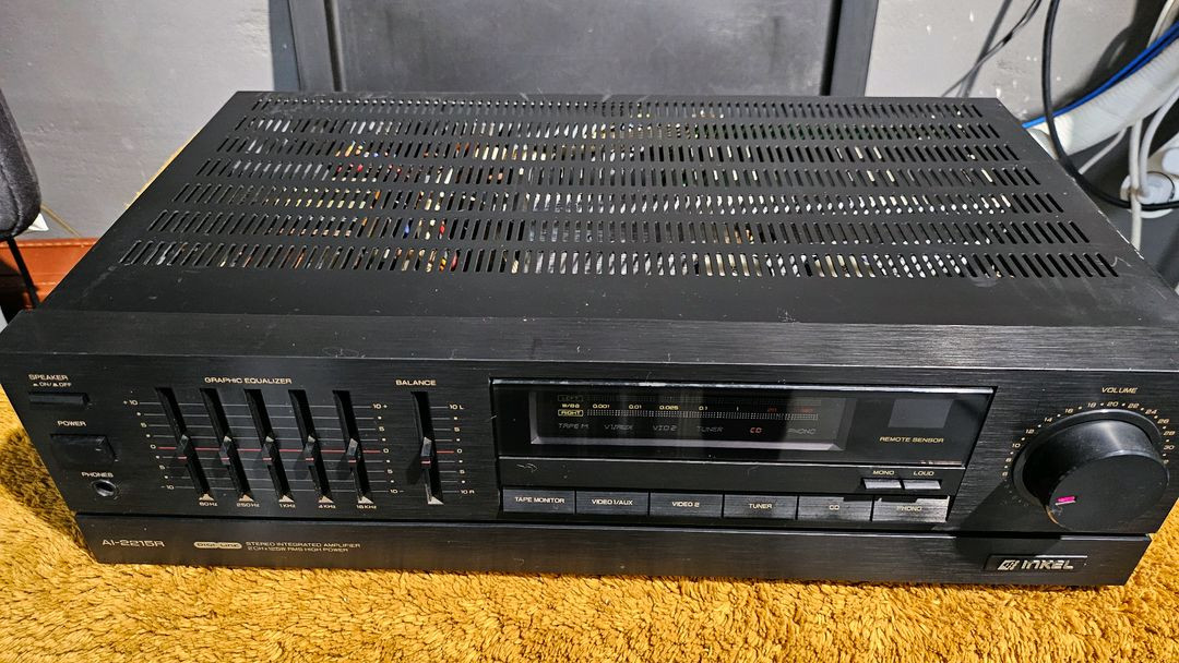 인켈 대출력 인티앰프 AI-2215R 외장블루투스 수신기포함 이미지