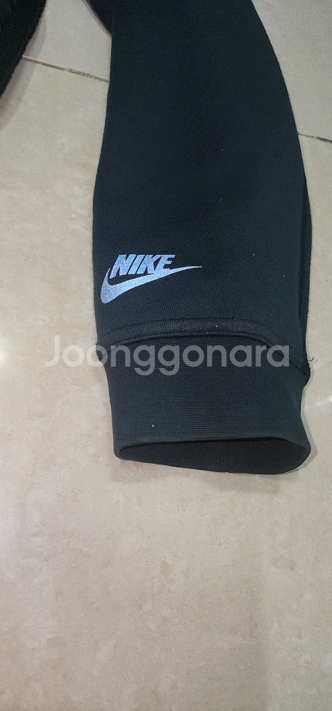 나이키 에어로로프트 크루넥 맨투맨 105--2