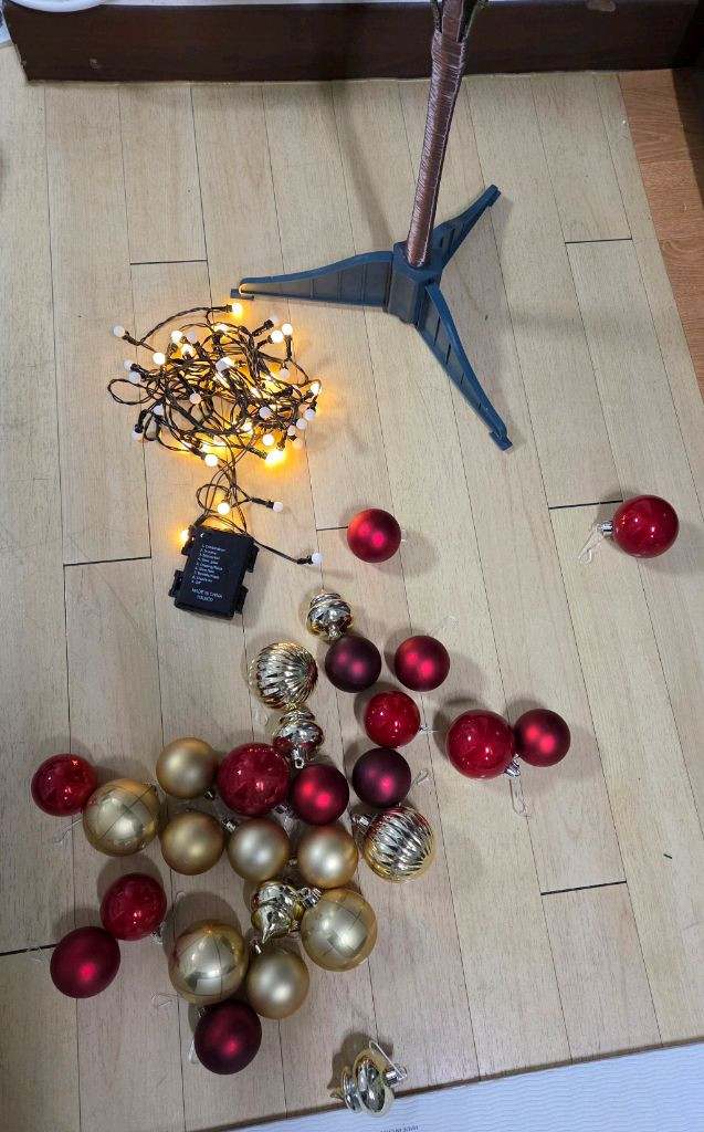 이케아 크리스마스 트리 세트(택배포함)--6