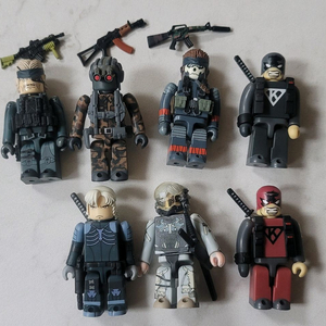 메디콤토이 큐브릭 메탈기어 솔리드 이미지